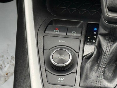 2022 Toyota RAV4 Hybrid LE