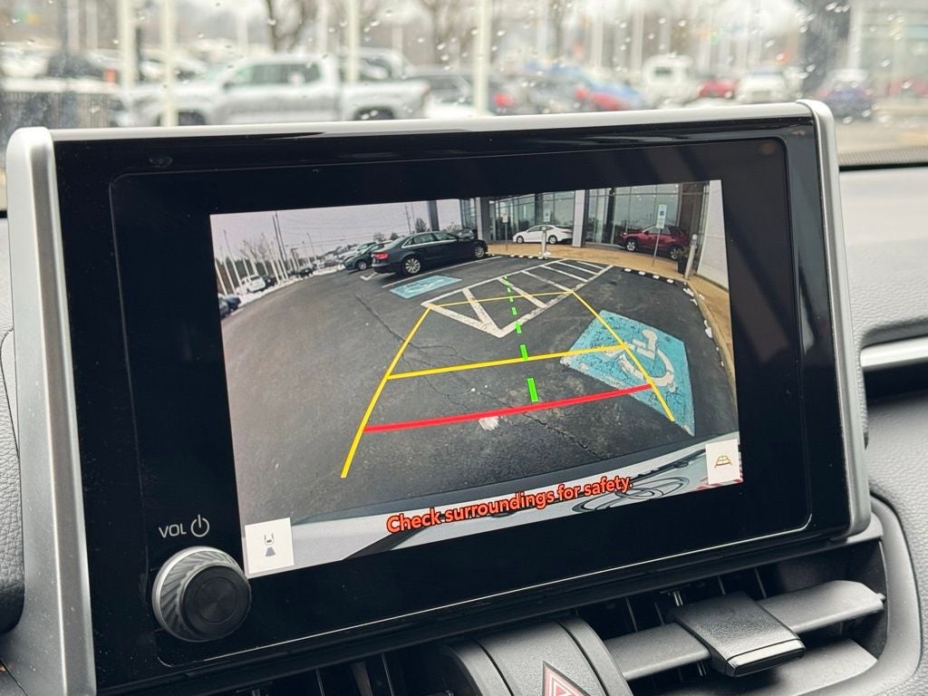 2025 Toyota RAV4 Hybrid LE