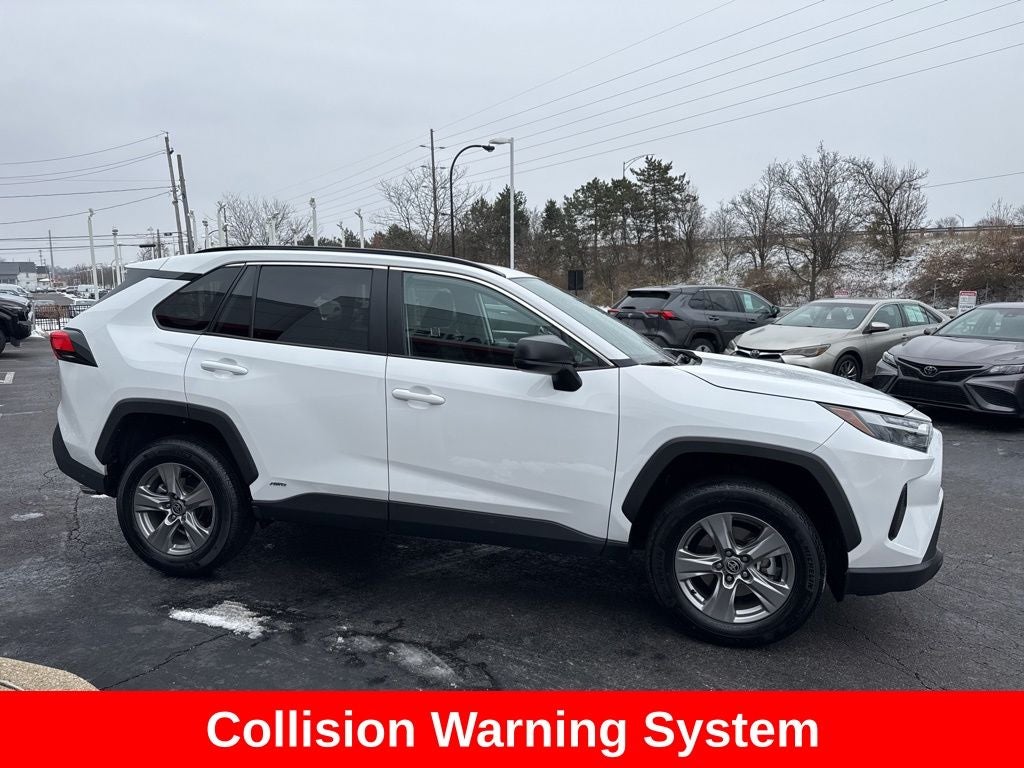2025 Toyota RAV4 Hybrid LE