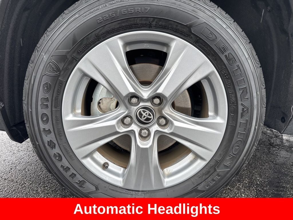 2025 Toyota RAV4 Hybrid LE