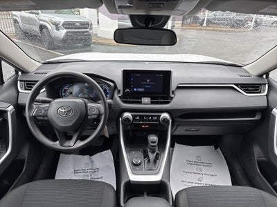 2025 Toyota RAV4 Hybrid LE