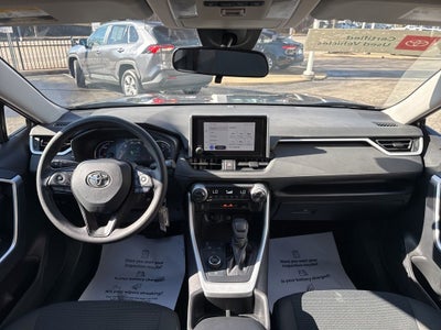 2025 Toyota RAV4 Hybrid LE