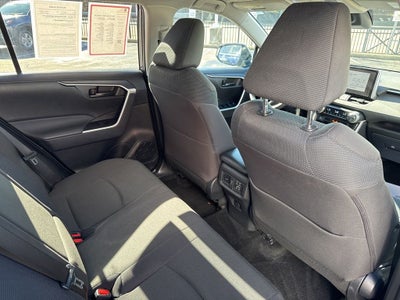 2025 Toyota RAV4 Hybrid LE