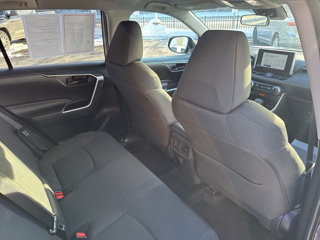 2025 Toyota RAV4 Hybrid LE