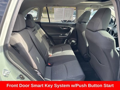 2022 Toyota RAV4 Hybrid XLE