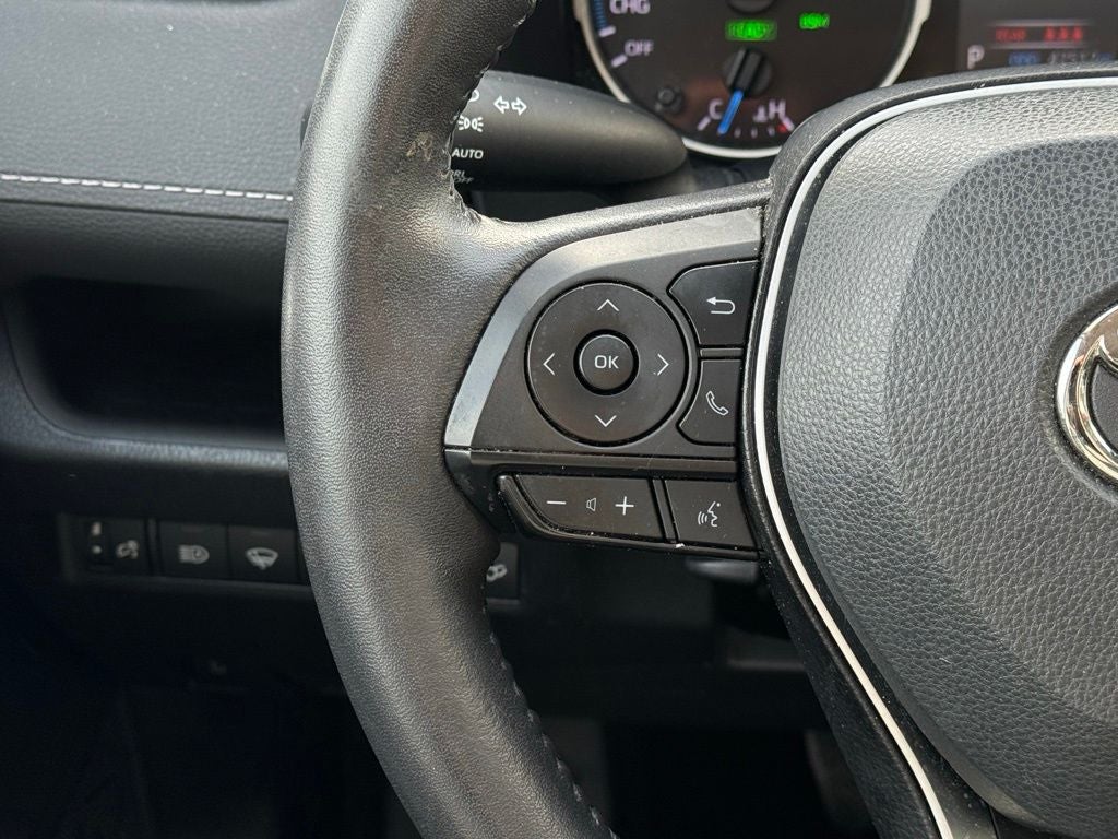 2022 Toyota RAV4 Hybrid XLE