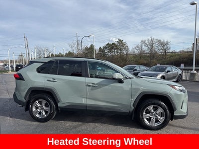 2022 Toyota RAV4 Hybrid XLE