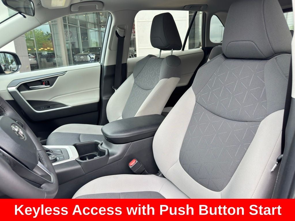 2023 Toyota RAV4 Hybrid XLE