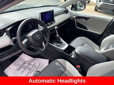 2023 Toyota RAV4 Hybrid XLE