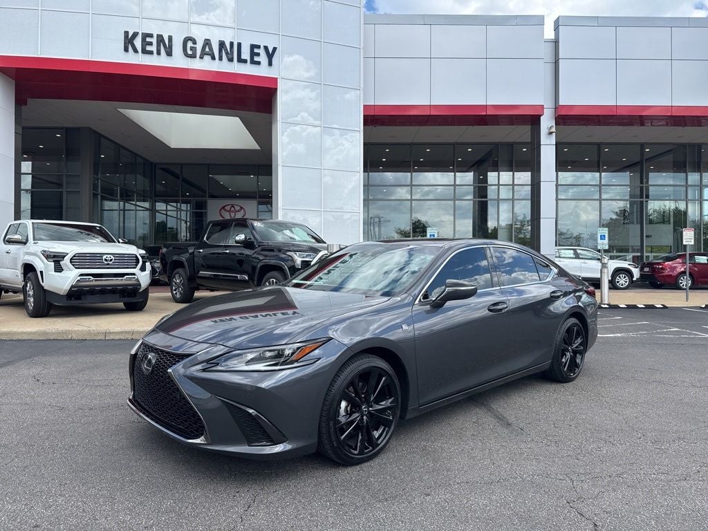 2025 Lexus ES 300h F SPORT Design