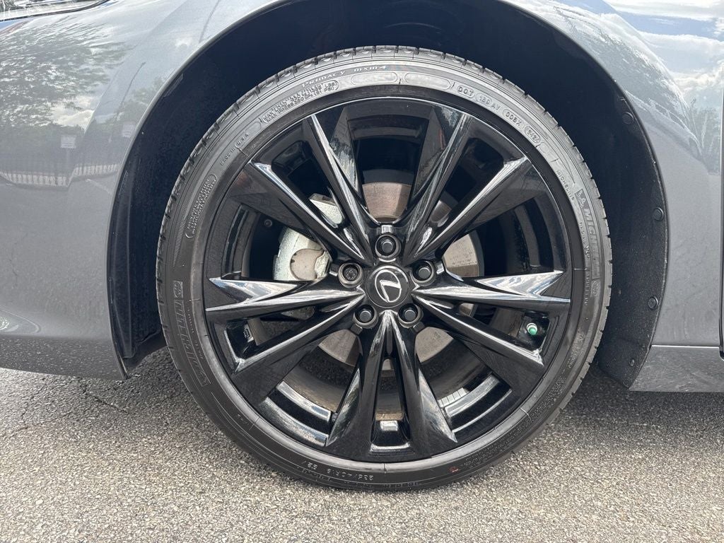 2025 Lexus ES 300h F SPORT Design