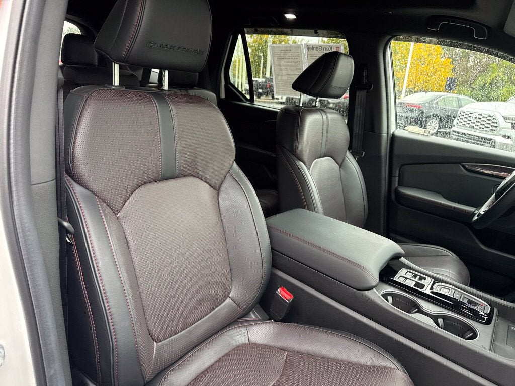 2025 Honda Pilot Black Edition