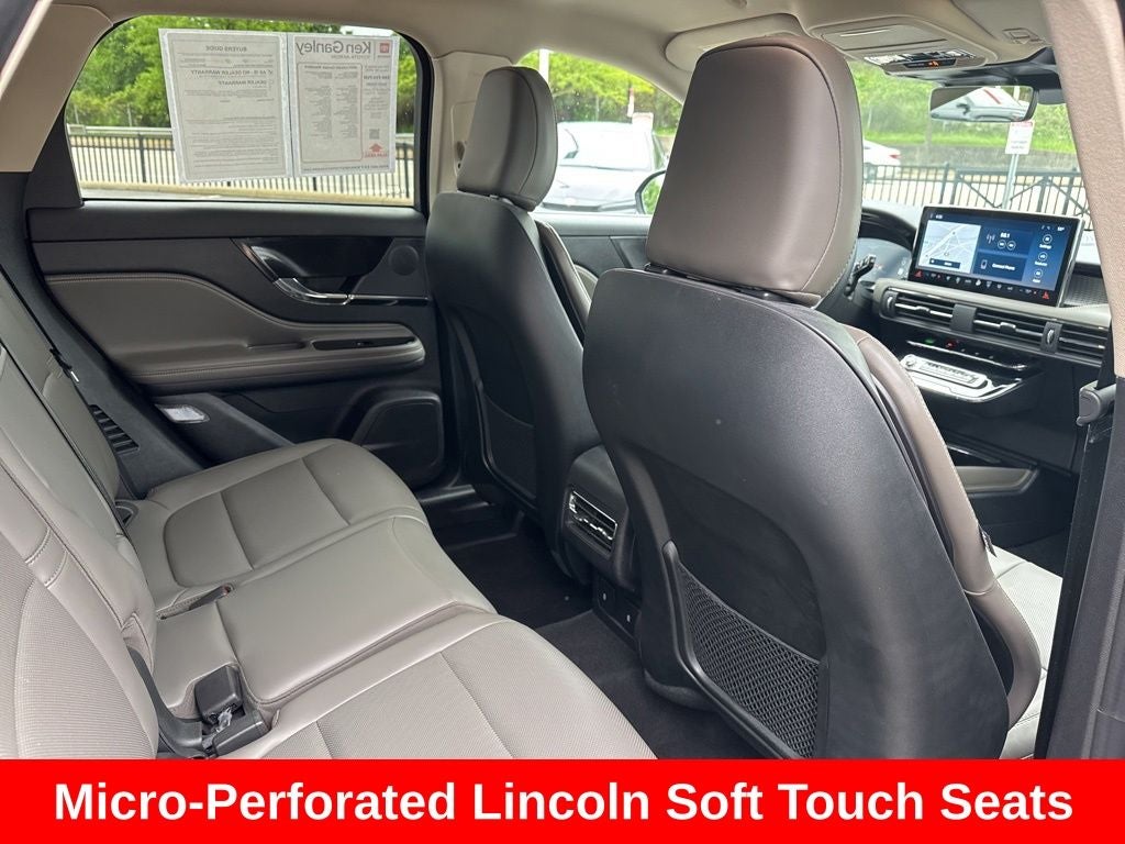 2023 Lincoln Corsair Standard