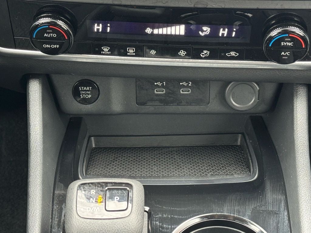 2025 Nissan Rogue SV