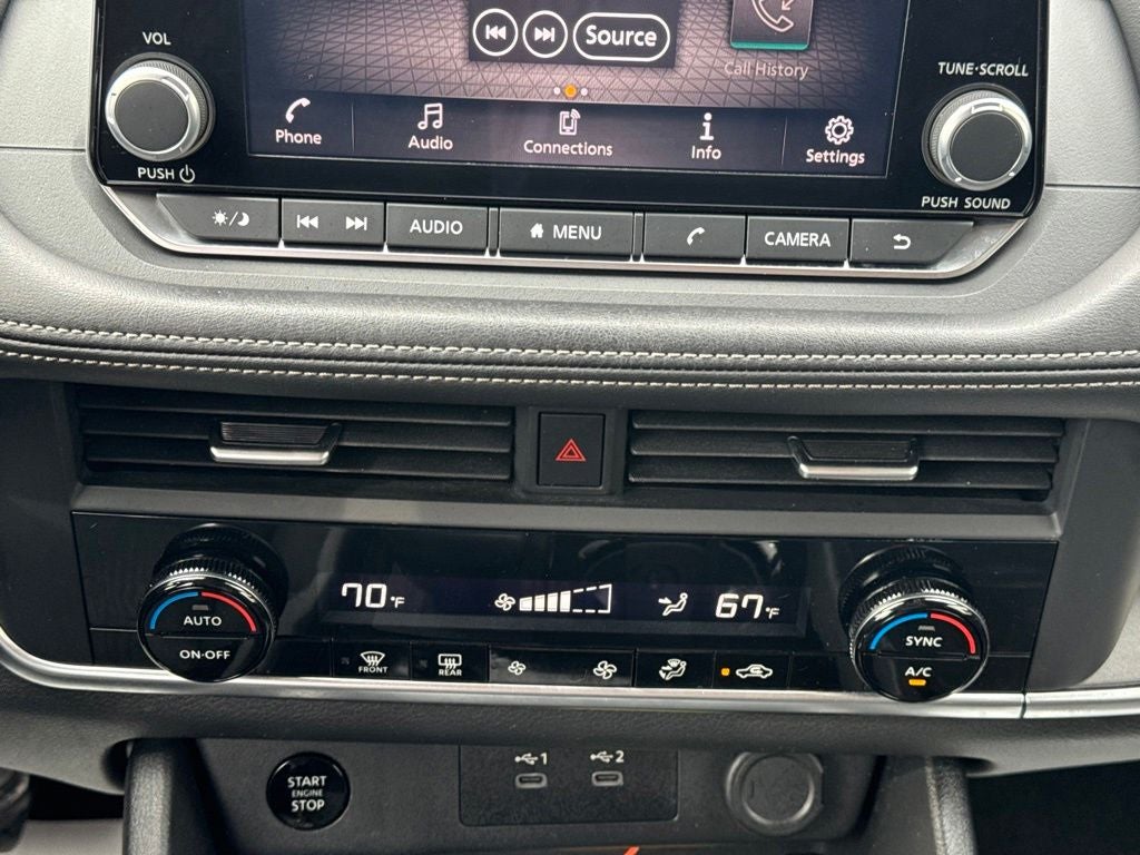 2025 Nissan Rogue SV
