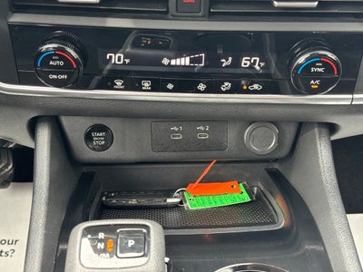 2025 Nissan Rogue SV
