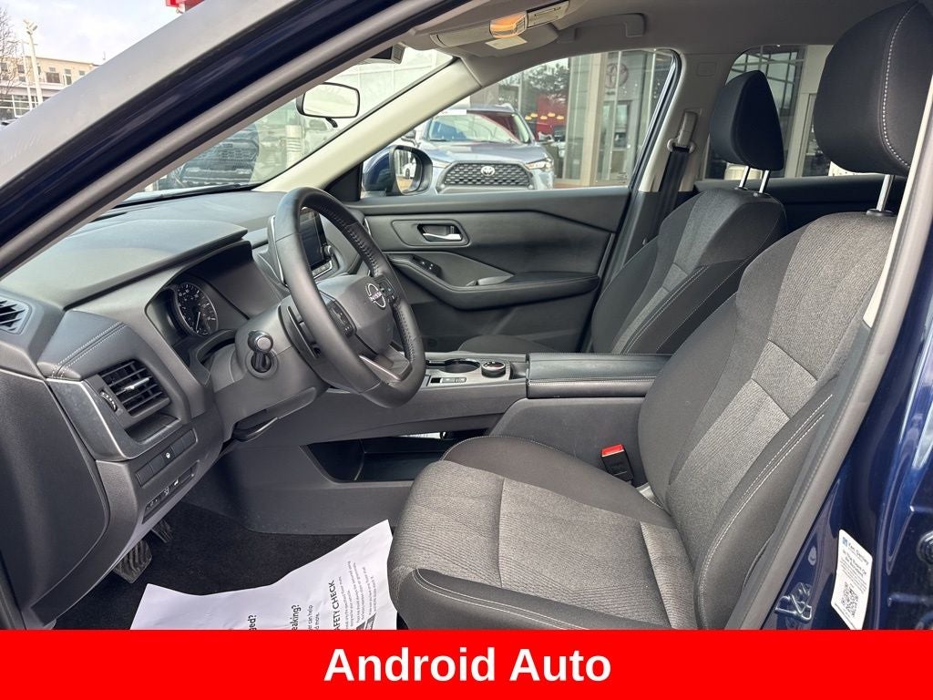 2025 Nissan Rogue SV