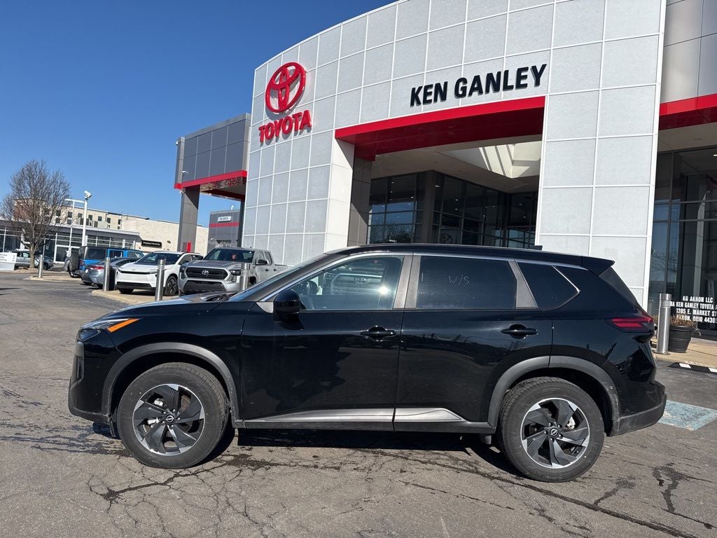 2025 Nissan Rogue SV