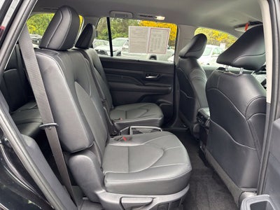 2026 Toyota Grand Highlander Hybrid XLE