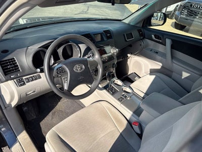 2011 Toyota Highlander Base