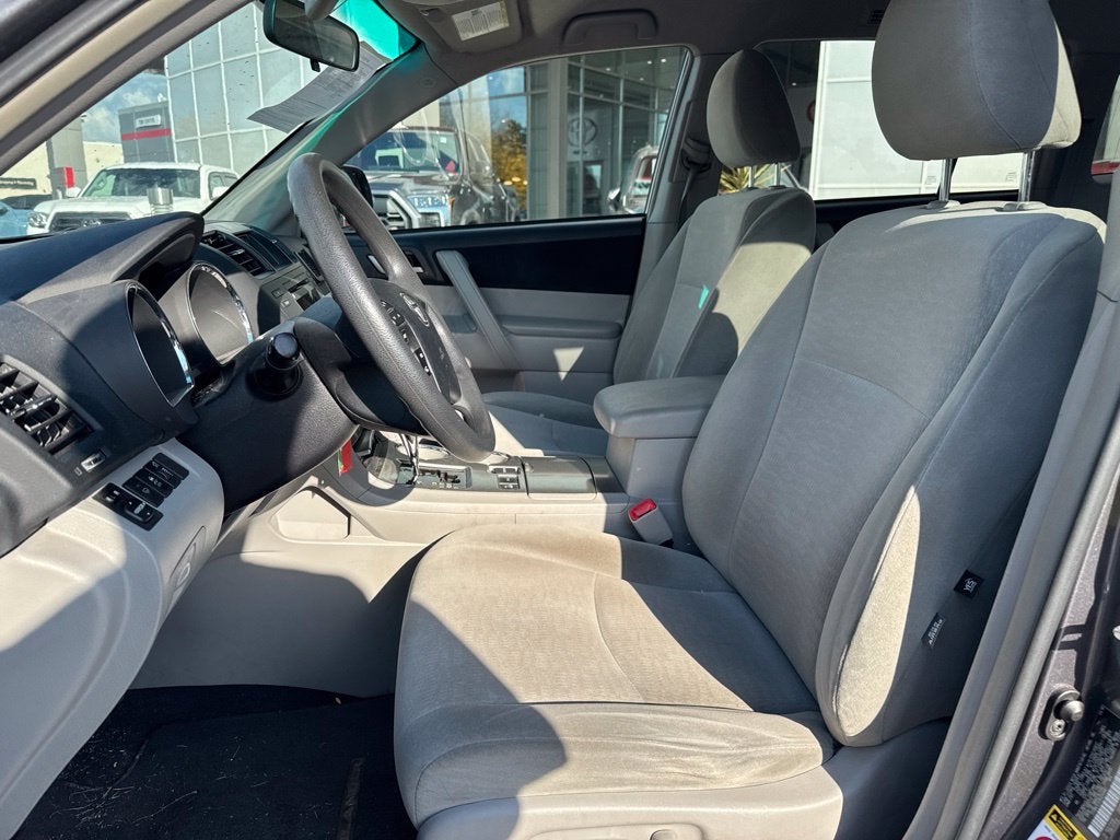 2011 Toyota Highlander Base