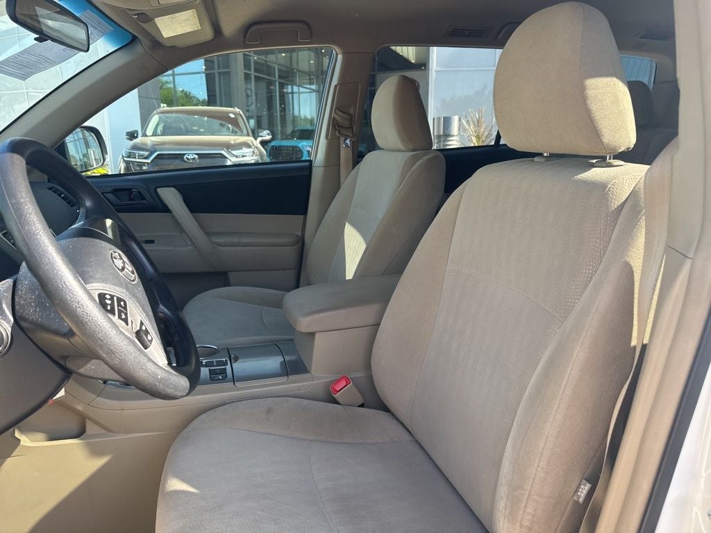 2013 Toyota Highlander Base