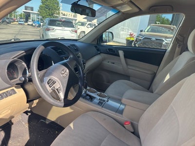 2013 Toyota Highlander Base