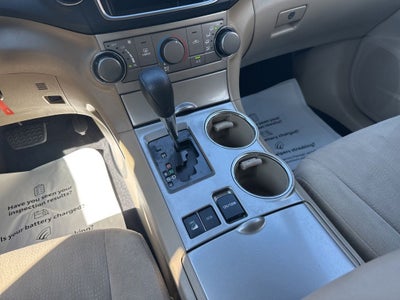 2013 Toyota Highlander Base