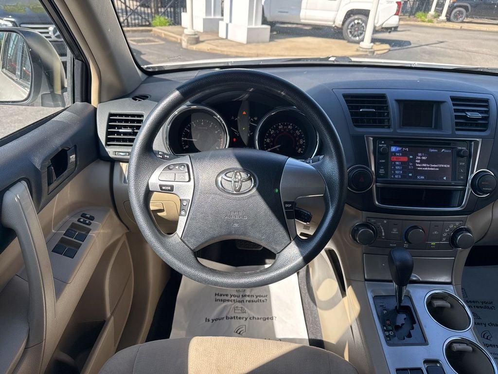 2013 Toyota Highlander Base
