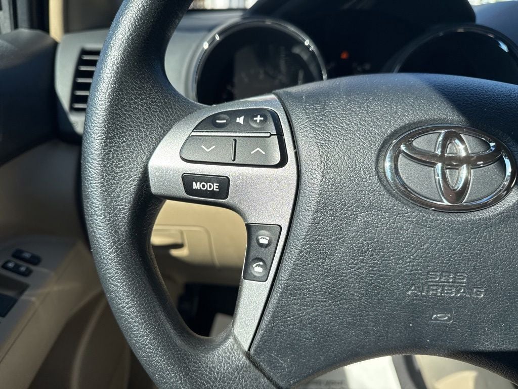 2013 Toyota Highlander Base