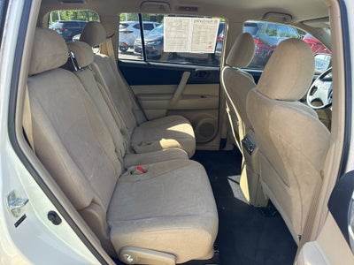 2013 Toyota Highlander Base