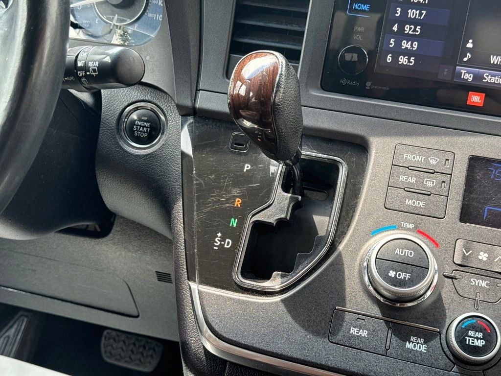2015 Toyota Sienna Limited Premium 7 Passenger