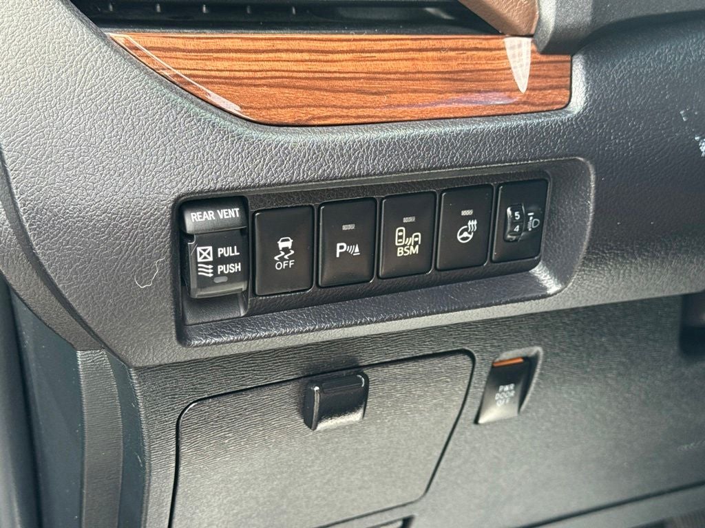 2015 Toyota Sienna Limited Premium 7 Passenger