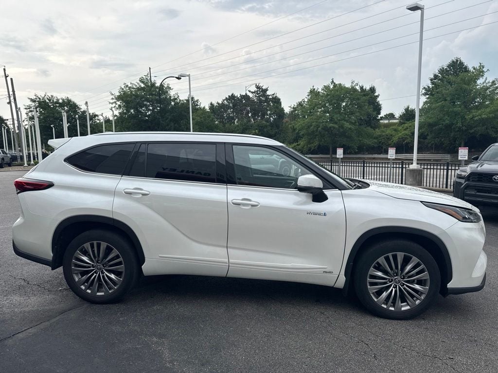 2020 Toyota Highlander Hybrid Platinum