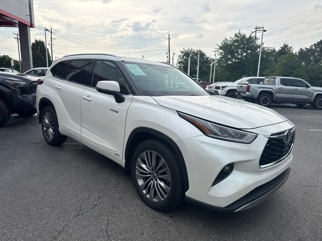 2020 Toyota Highlander Hybrid Platinum
