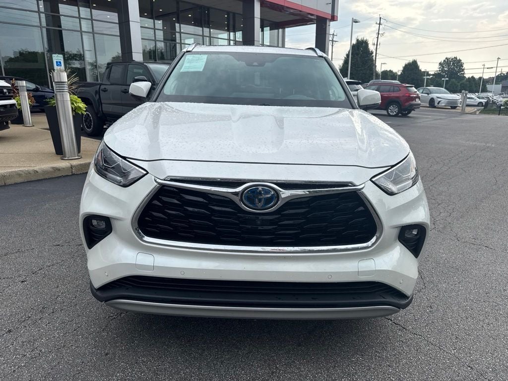 2020 Toyota Highlander Hybrid Platinum
