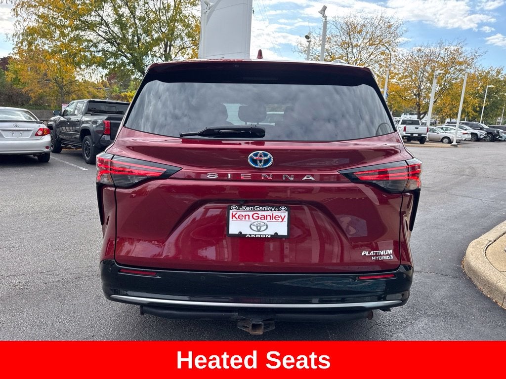 2021 Toyota Sienna Platinum 7 Passenger
