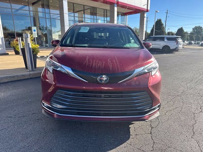 2021 Toyota Sienna Platinum 7 Passenger