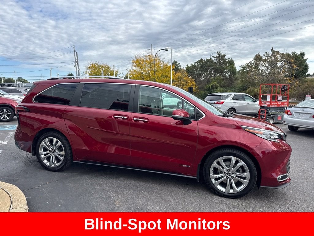 2021 Toyota Sienna Platinum 7 Passenger