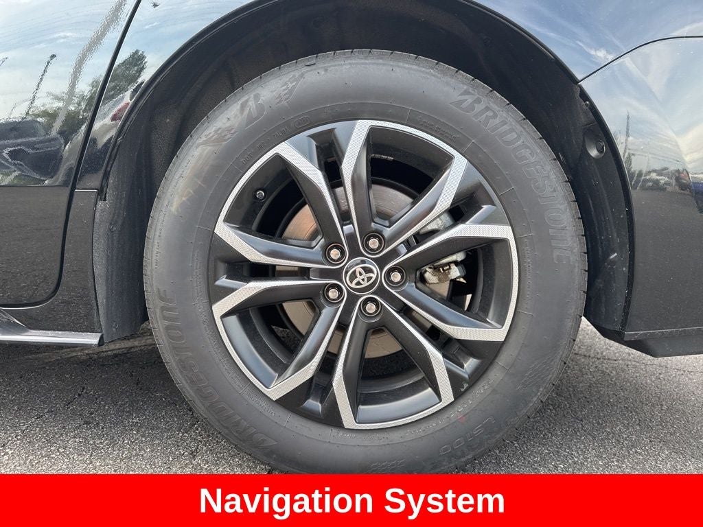 2025 Toyota Sienna Platinum 7 Passenger