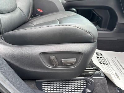 2025 Toyota Sienna Platinum 7 Passenger
