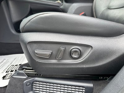 2025 Toyota Sienna Platinum 7 Passenger