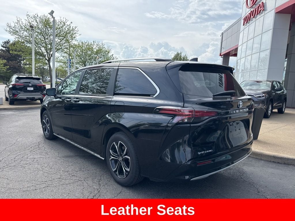 2025 Toyota Sienna Platinum 7 Passenger