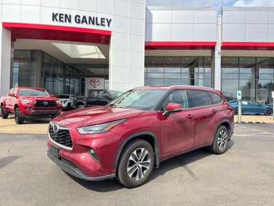 2022 Toyota Highlander XLE