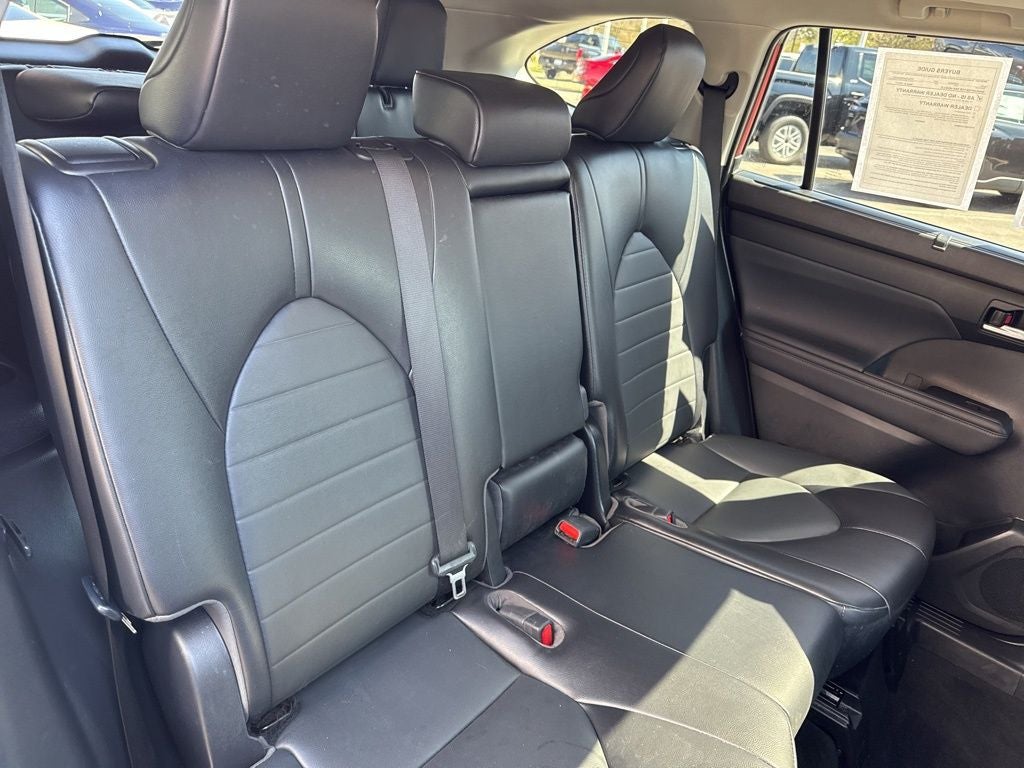 2022 Toyota Highlander XLE