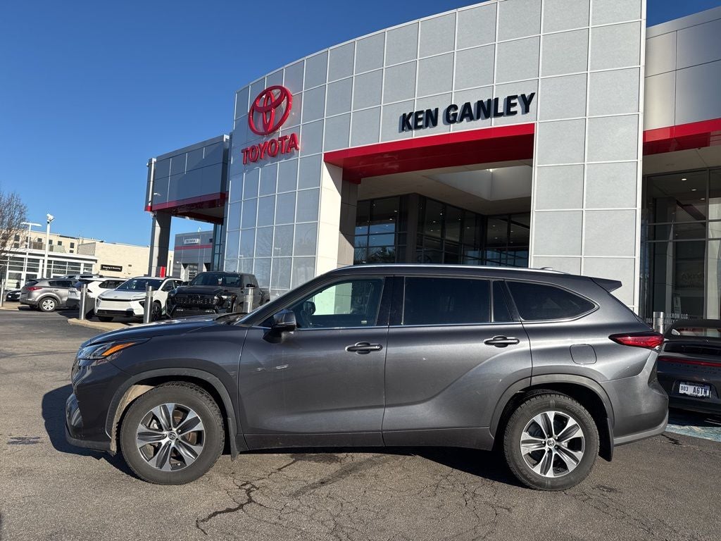 2020 Toyota Highlander XLE