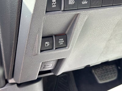 2022 Toyota Sienna XLE 7 Passenger