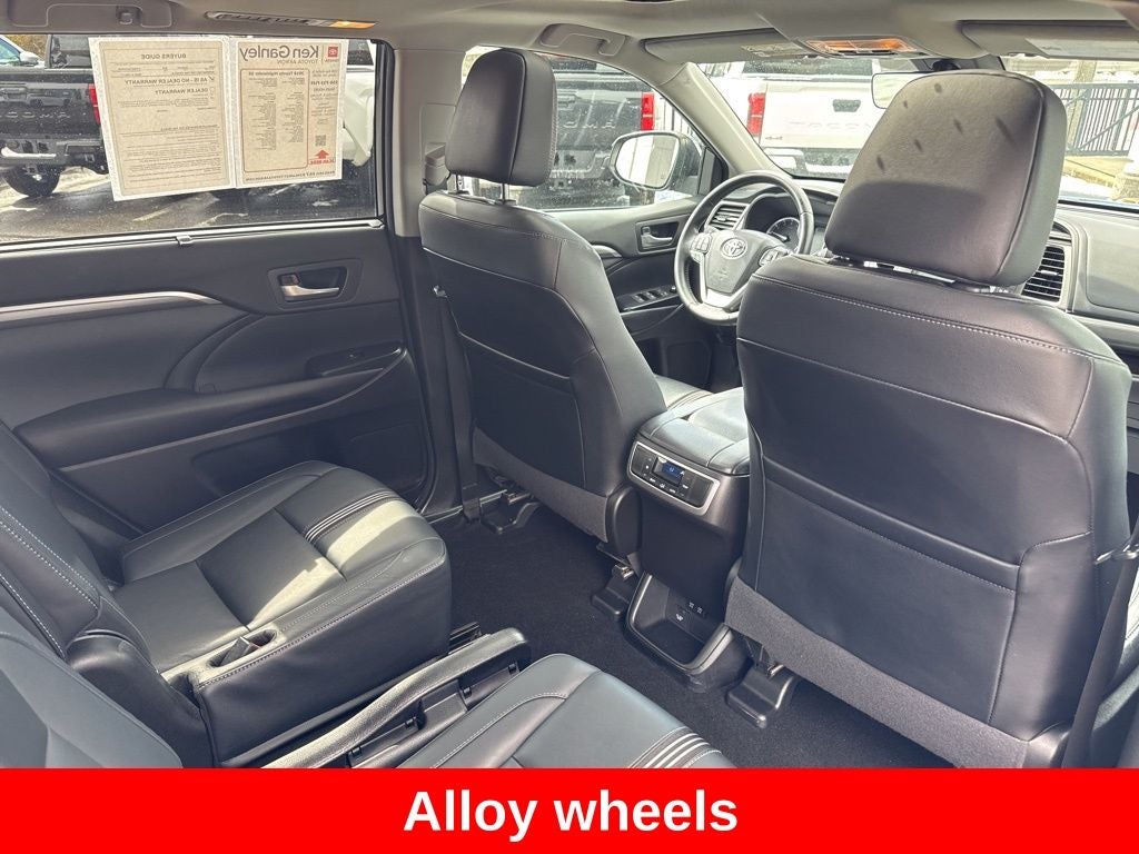 2018 Toyota Highlander SE