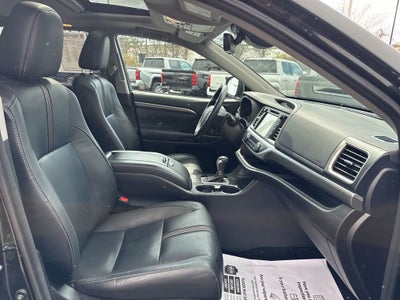 2018 Toyota Highlander SE