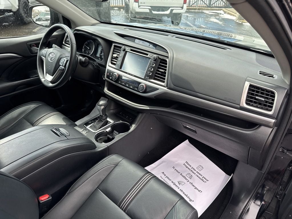 2018 Toyota Highlander SE